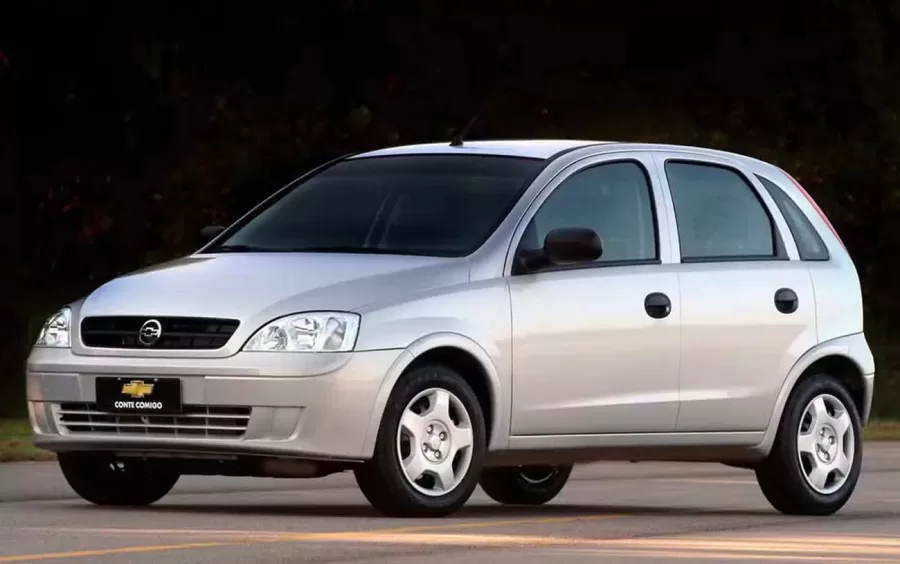 Quantos km por litro faz o Chevrolet Corsa Hatch 2005 Premium 1.0: preço, fotos e ficha técnica