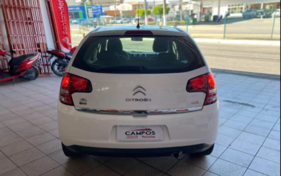 Quantos km por litro faz o C3 1.6 Automático 2016?