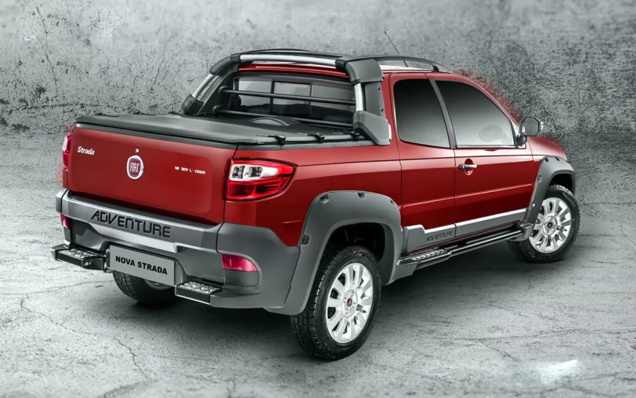Qual o valor do Fiat Strada 2014 Adventure 1.8 16V Flex Cabine Dupla: preço, ficha técnica e fotos