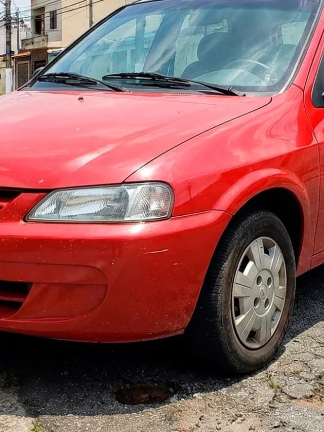 Celta 2004 4 portas: O hatch indestrutível que exige “braço forte”