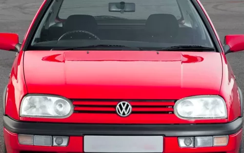 Qual o valor do Volkswagen Golf GTi 2.0 1994? Preço e fotos