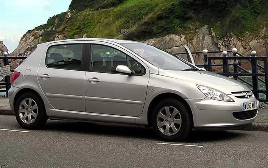 Peugeot 307 Presence 1.6 2005: um hatch usado com bom preço