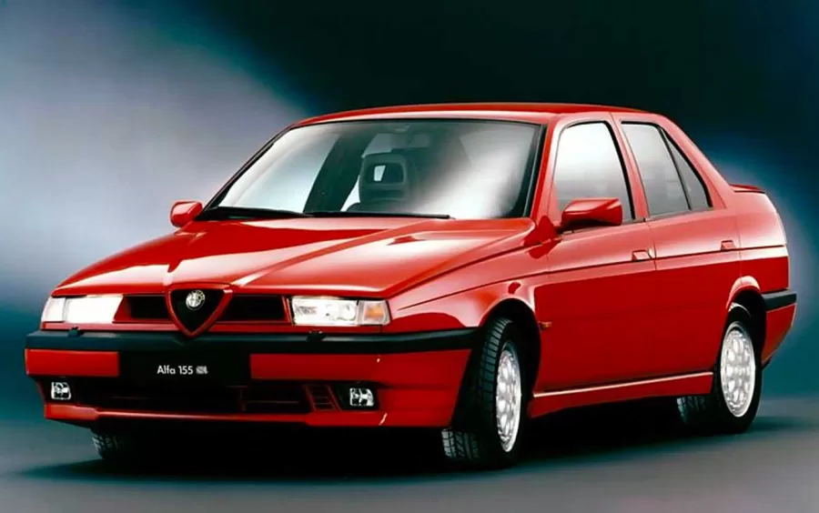 Quanto custa um Alfa Romeo 155? Detalhes da versão Super 2.0 de 1997