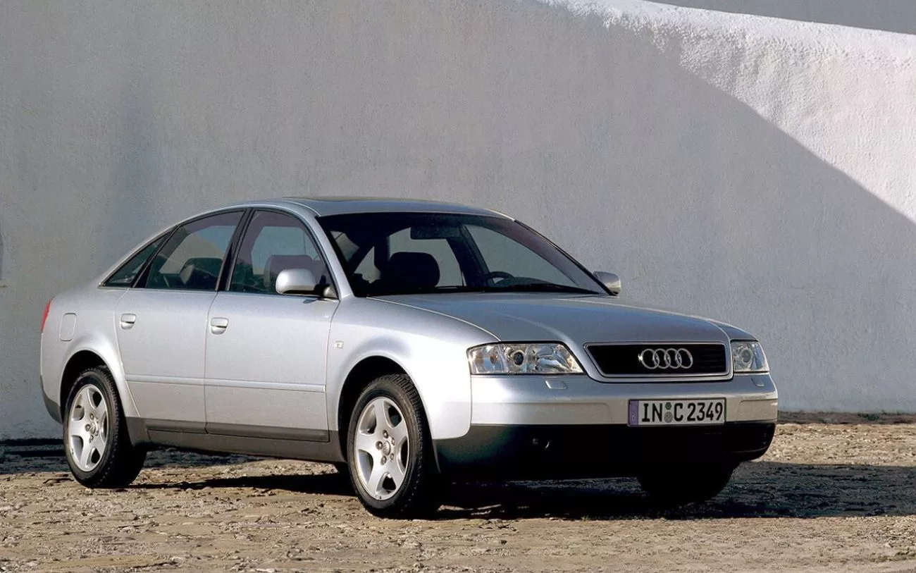 Audi A6 Avant 2003 : Descubra as Vantagens de Comprar um Sedã Grande de Origem Alemã Usado