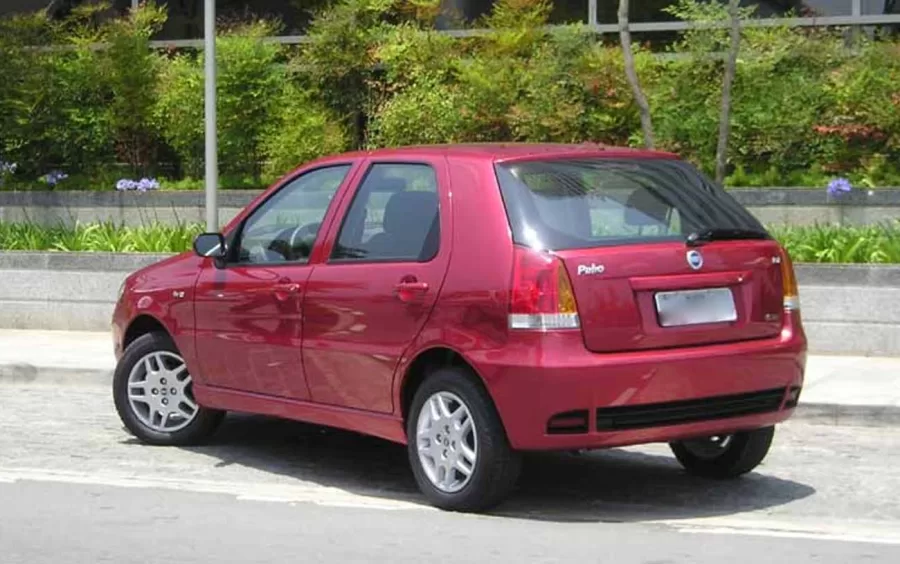 Quantos km por litro faz o Fiat Palio 2005 ELX 1.0 8V Flex: preço, fotos e ficha técnica