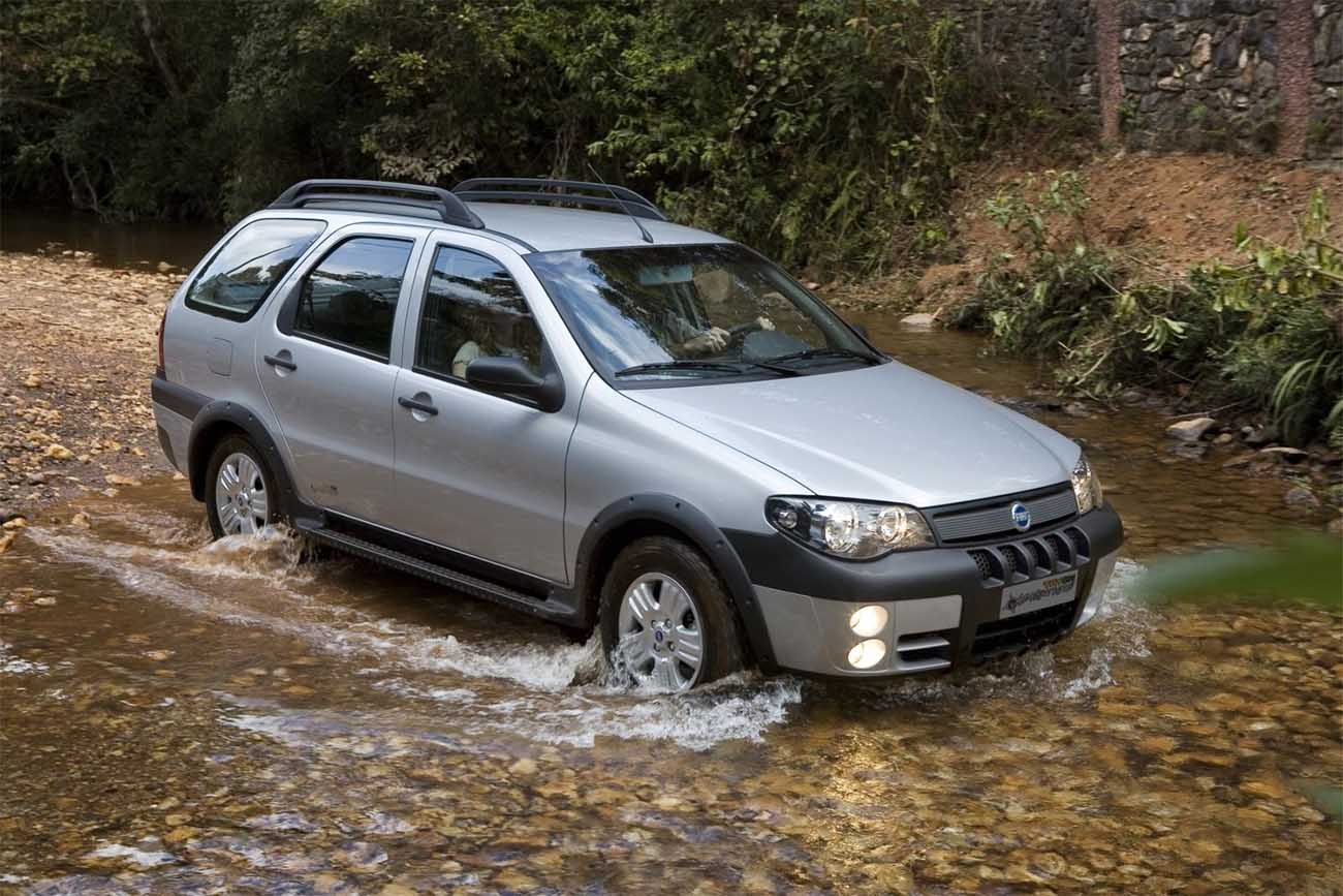 Segurança: Equipado com sistemas de freios eficazes e uma estrutura sólida, oferece segurança básica para o motorista e passageiros.