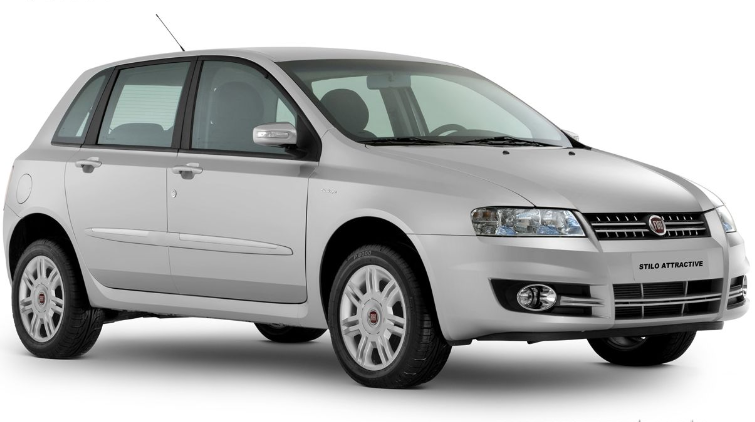 Comprar um carro usado pode ser vantajoso, mas também traz certos riscos. O Fiat Stilo Attractive 1.8 8V 2011 é um modelo flex, hatchback, com porte médio e bastante popular.