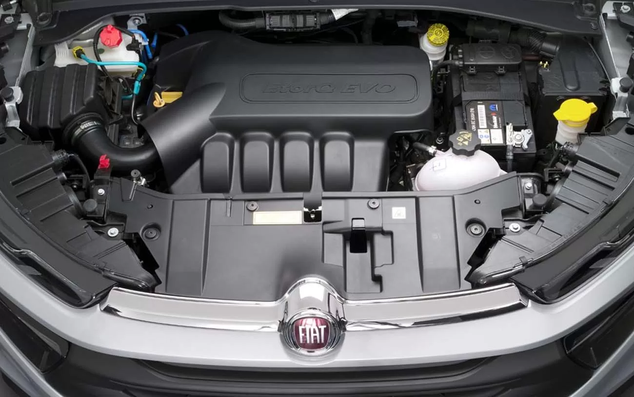 Motor: Com 4 cilindros em linha, disposição transversal e código do motor E.torQ, este modelo apresenta uma aspiração natural e injeção multiponto, proporcionando potência e torque adequados.