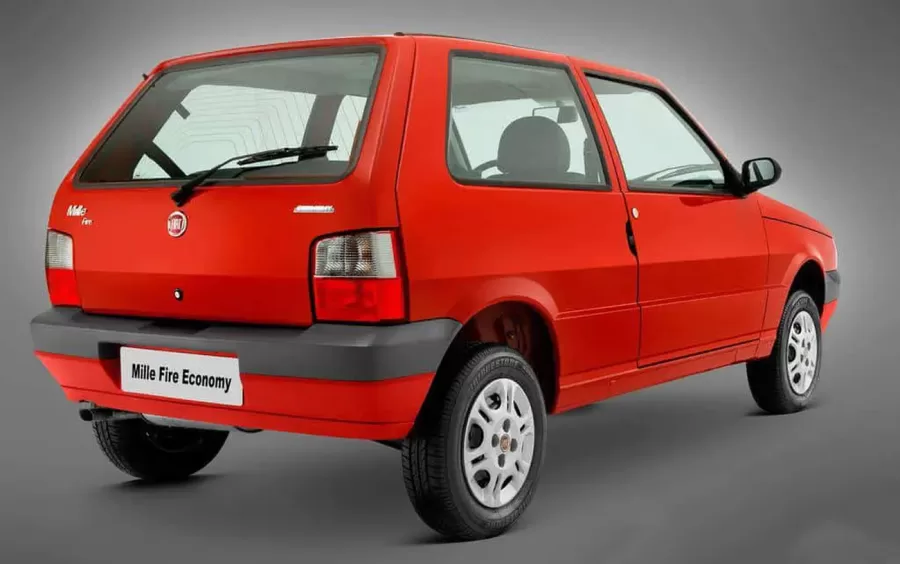 Fiat Uno Mille 2009 Fire Economy 1.0 (Flex) 4p: preço, ficha técnica e fotos
