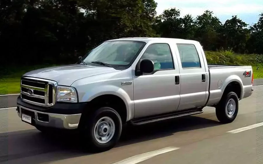 Do Motor à Estrada: Ford F-250 XLT 3.9 Turbo 4×4 Cabine Dupla 2011 Diesel