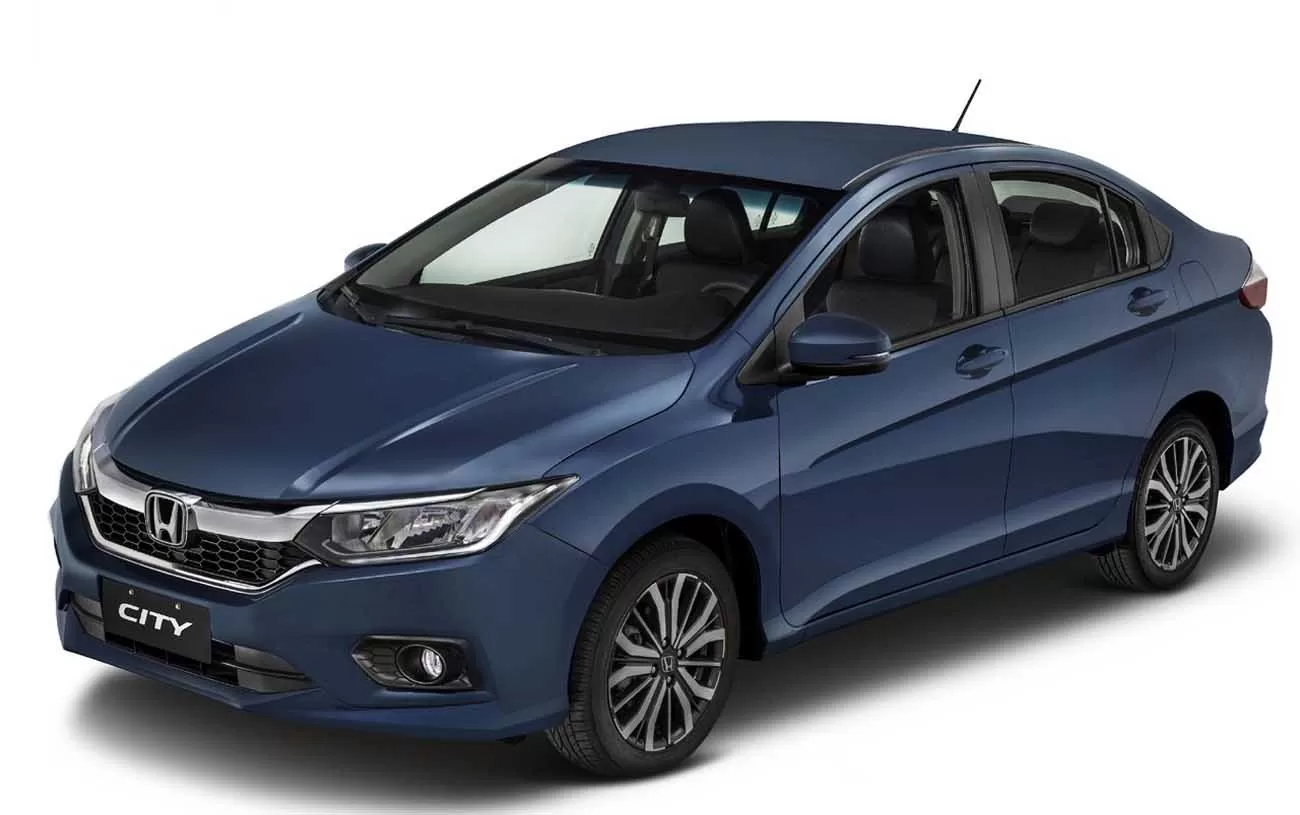 Combustível: Flex, aceita álcool ou gasolina. Transmissão: Equipado com uma transmissão CVT de 0 marchas, o Honda City 1.5 AT 2018 proporciona uma condução suave e eficiente.