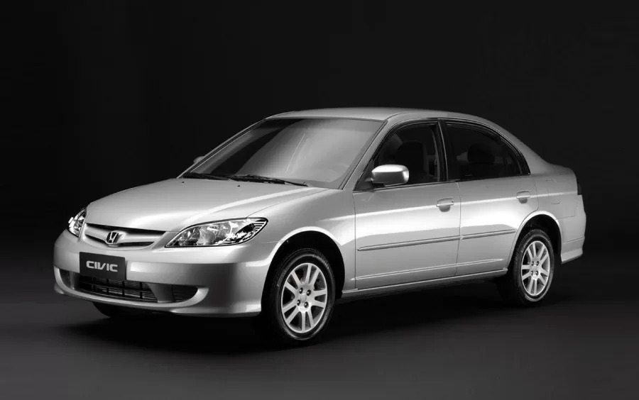 Quantos km por litro faz o Honda Civic 2004 Sedan LXL 1.7 16V Automático: preço, fotos e ficha técnica