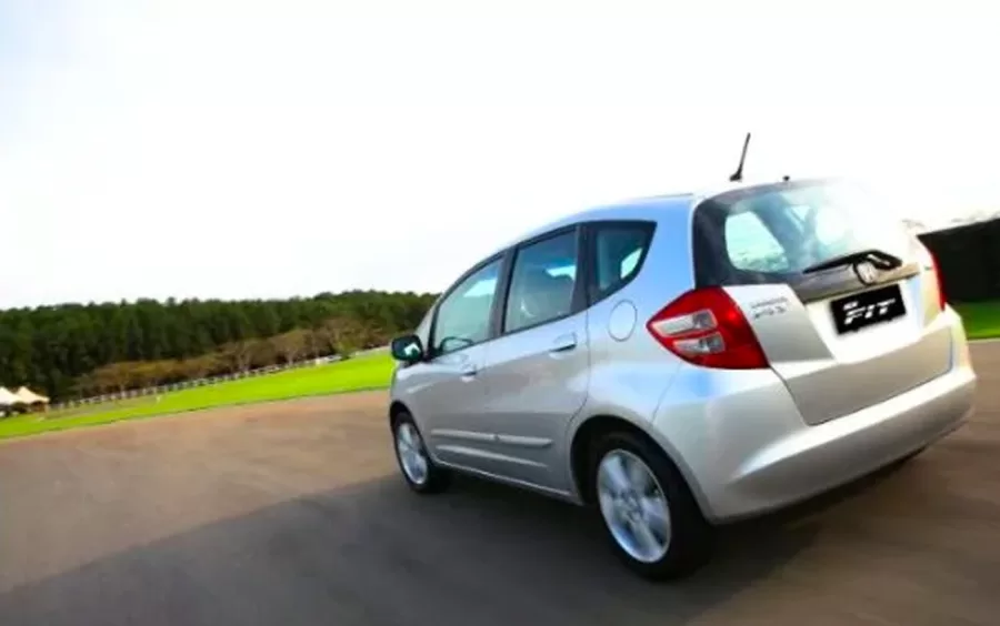 Quanto custa um Honda Fit 2012 automático? Detalhes da versão LXL 1.4