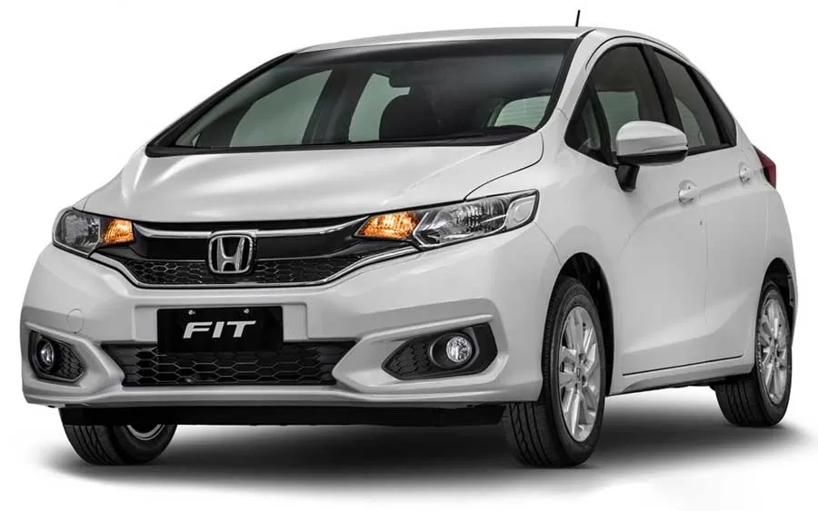 A emblemática pergunta que ecoa em muitas mentes é: comprar um carro usado é a escolha certa? A resposta, no caso do Honda Fit LX 1.5 AT 2021, é um ressonante sim.