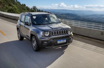 Jeep Renegade Longitude 1.3 2023 | Ficha Tecnica, Especificacoes, Equipamentos, Fotos e Consumo