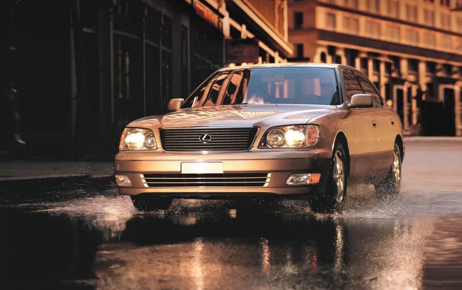 Quantos km por litro faz o Lexus LS 400 1998 4.0 V8: fotos, preço e ficha técnica