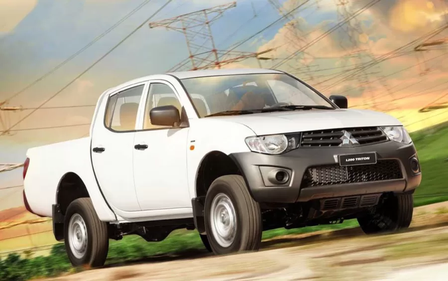 Qual o valor do Mitsubishi L200 Triton GL 3.2 Turbo 2015? Desempenho e consumo da picape