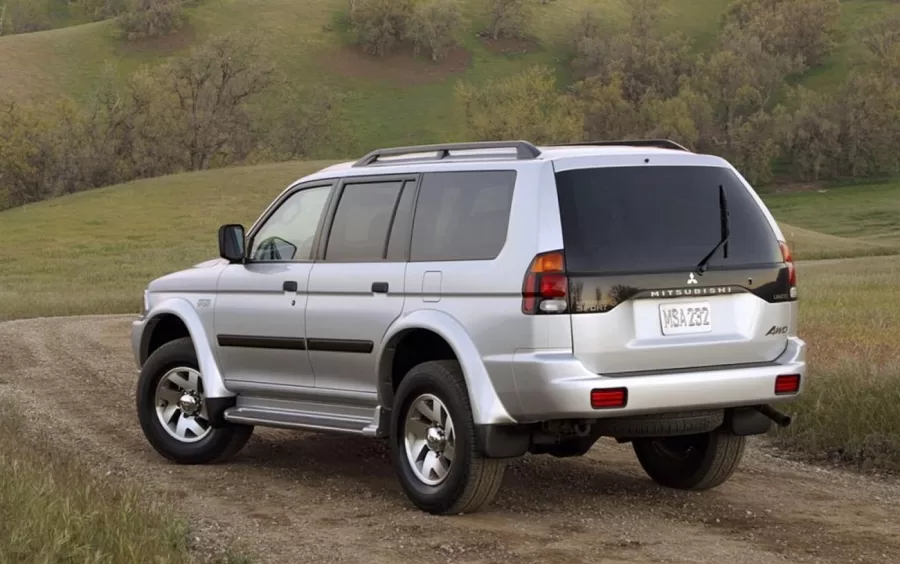 Mitsubishi Pajero Sport 2.8 Turbo 4×4 Automático Diesel 2001: Preço, consumo e desempenho do SUV