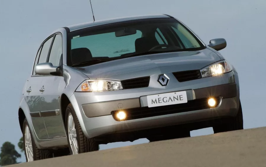 Qual o valor do Renault Megane Sedan 2011 Dynamique 1.6 16V flex manual: preço, fotos e ficha técnica