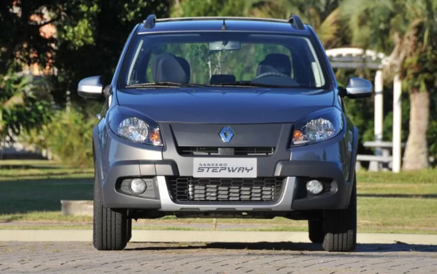 Quanto custa um Renault Sandero Stepway 2013 1.6 8V Flex Manual: preço, ficha técnica e fotos