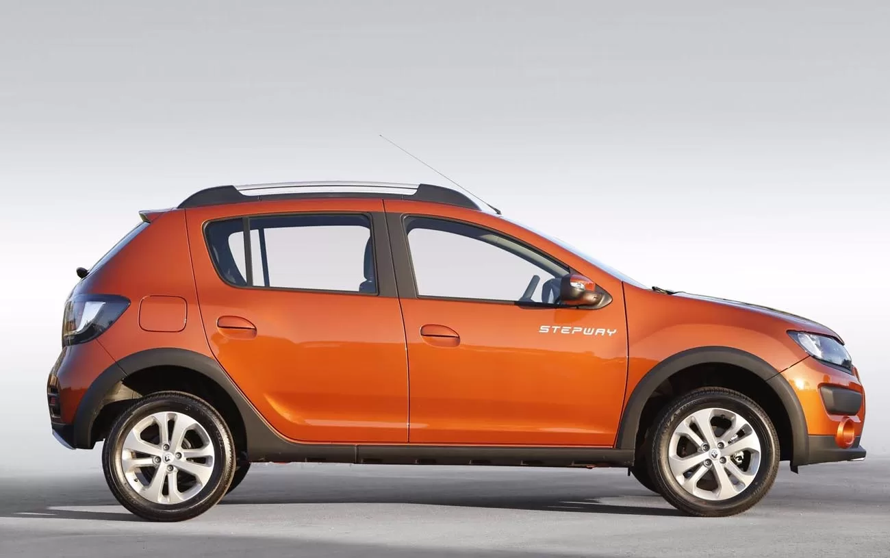 Medidas: Com 4066 mm de comprimento, 1761 mm de largura e 1559 mm de altura, o Sandero Stepway é compacto e fácil de manobrar.