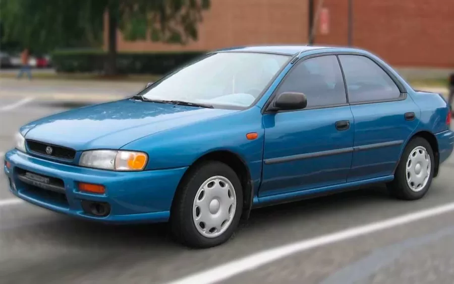 Design Clássico, Performance Impecável: Conheça o Subaru Impreza GL 1.8 1996