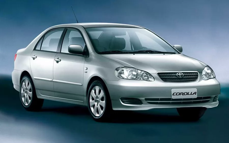 Qual o preço de um Toyota Corolla XLi 1.8 2002? Desempenho, consumo e ficha técnica