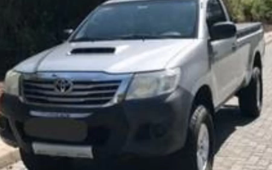 O Valor da Durabilidade: Toyota Hilux DX 3.0 4×4 CS 2003 no Mercado de Carros Usados