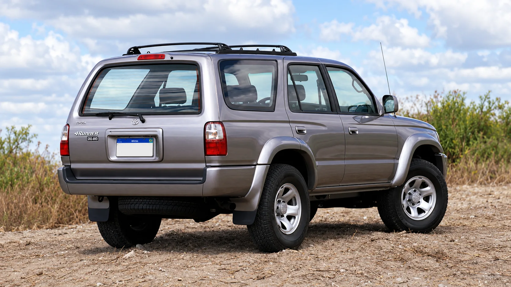 O Toyota SW4 3.0 Turbo 2000 serve a famílias e quem encara estrada ruim; como usado, agrada pela robustez, mas exige inspeção cuidadosa.