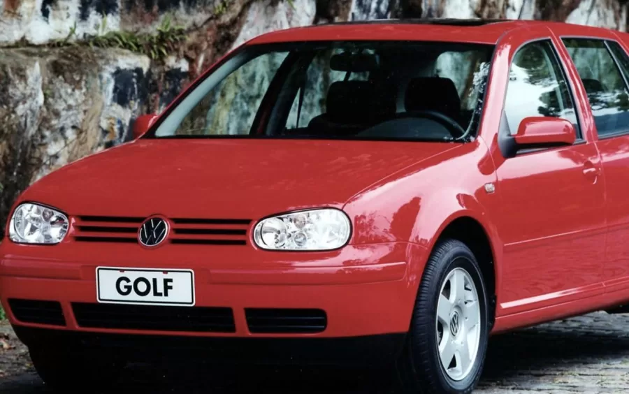 Qual o valor de um Volkswagen Golf 1999 1.6 MI: preço, fotos e ficha técnica