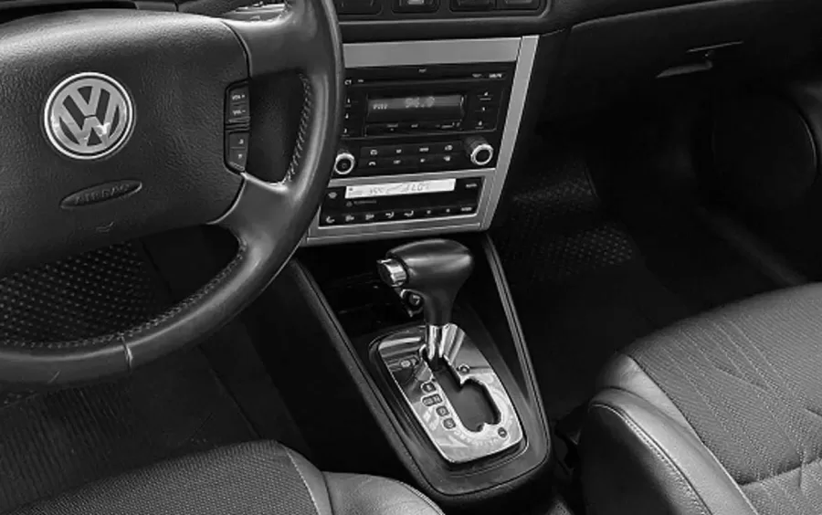 Qual o valor do Volkswagen Golf 2014 Sportline 2.0 Automático Flex: preço, ficha técnica e fotos