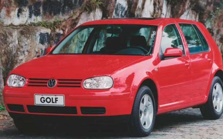 Quantos km por litro faz um Golf 2001 1.6 MI? Desempenho do lendário Volkswagen