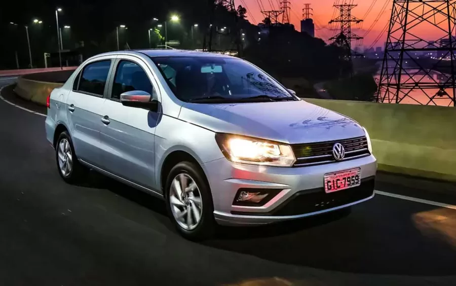 Volkswagen Voyage 1.6 Automático 2021 Flex: O Sedã Compacto que Combina Economia e Desempenho
