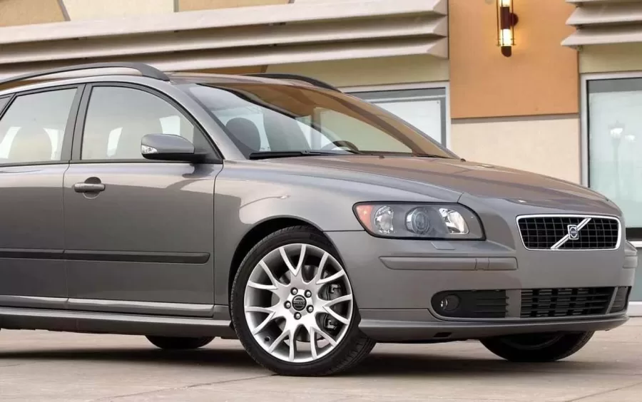 Volvo V50 2008 T5 2.5 Turbo automático: preço, ficha técnica e fotos