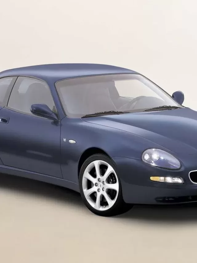 Potência e luxo com o Maserati Coupe 4.2 V8 2004