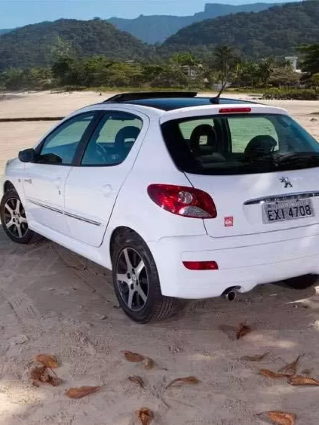 Qual o valor do Peugeot 207 ano 2013?