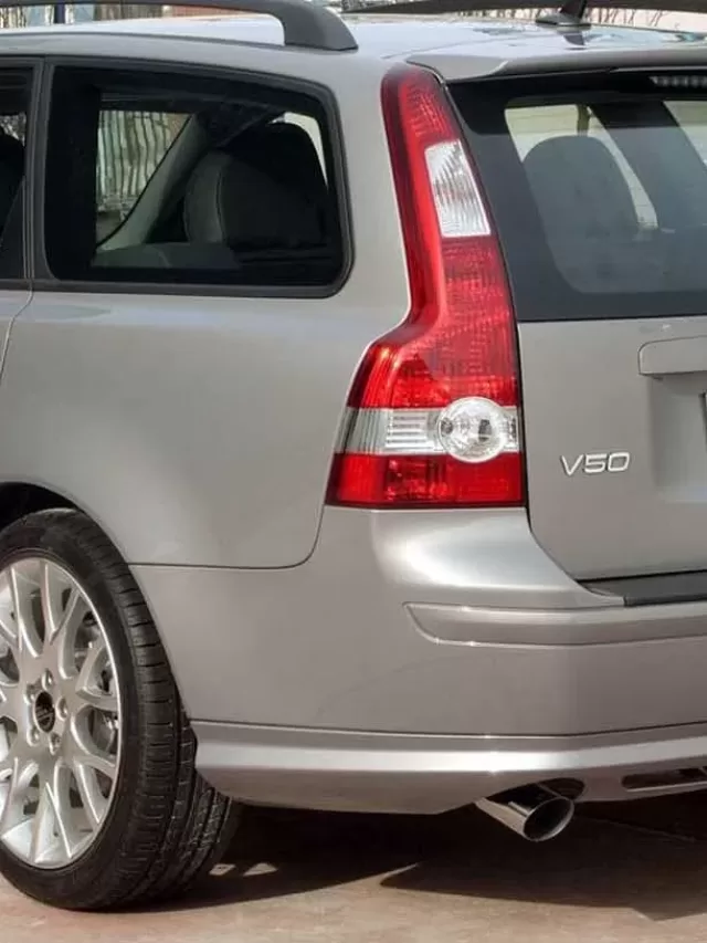 Potência em Movimento: Desvendando o Desempenho do Volvo V50 2006 T5