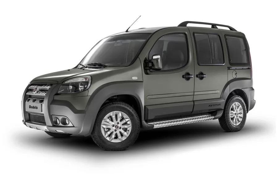 Quantos km por litro faz o Fiat Doblò 2015 Adventure 1.8 16V Flex Manual: ficha técnica, preço e fotos