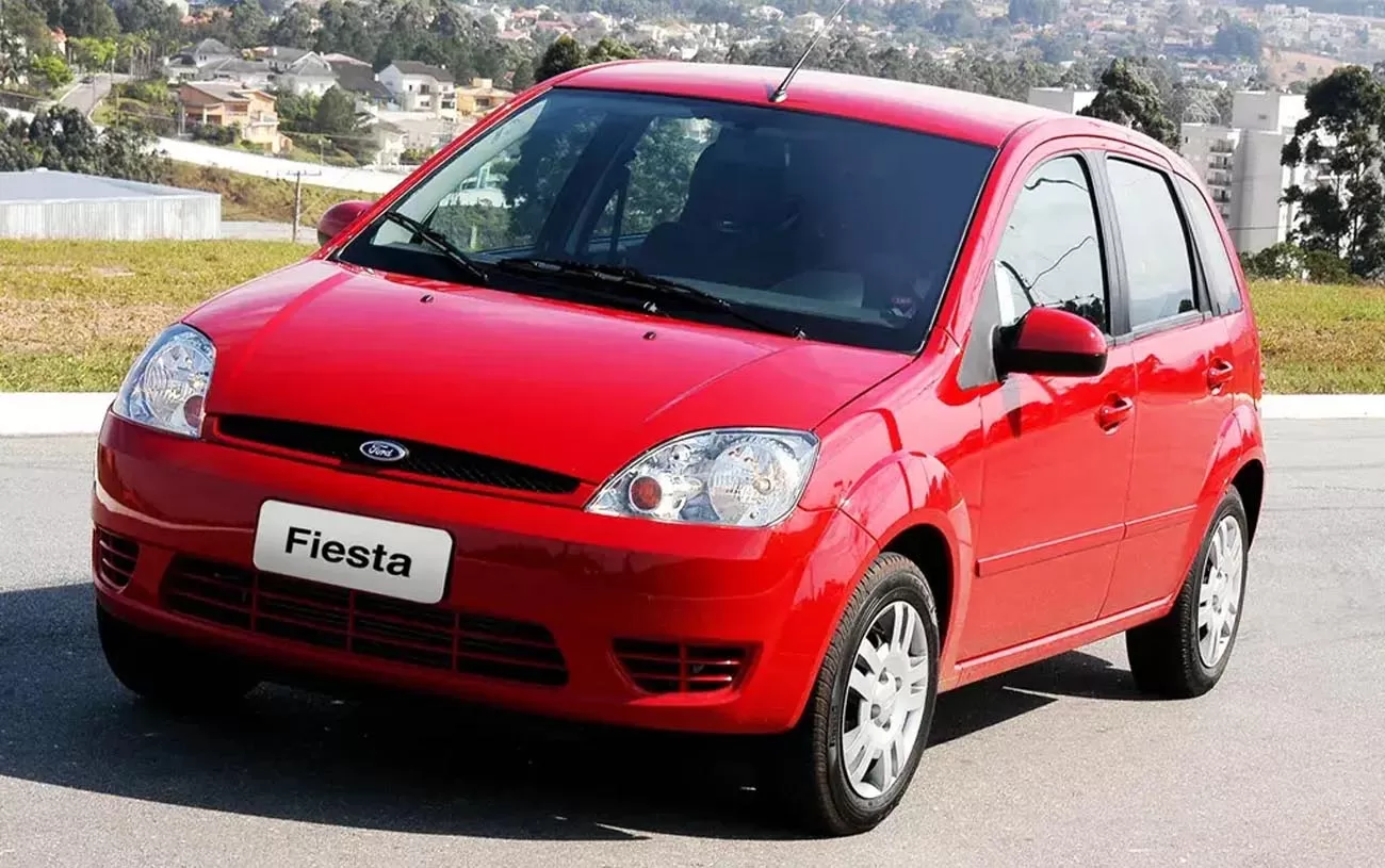 Ford Fiesta 1.0 2007 é usado urbano, bom para trabalho e rotina, indicado para quem quer gastar pouco e aceita desempenho tranquilo