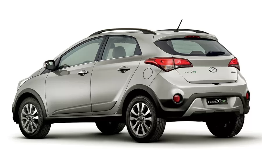 Qual o valor do Hyundai HB20X 2017 Style 1.6 Automático Flex: ficha técnica, preço e fotos