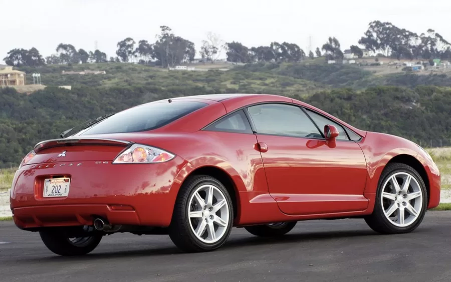 Quanto custa um Mitsubishi Eclipse 2009 GT 3.8 V6: fotos, preço e ficha técnica