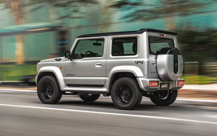 Quantos km por litro faz o Suzuki Jimny Sierra 2024 1.5 4Style 4X4 Automático: fotos, preço e ficha técnica