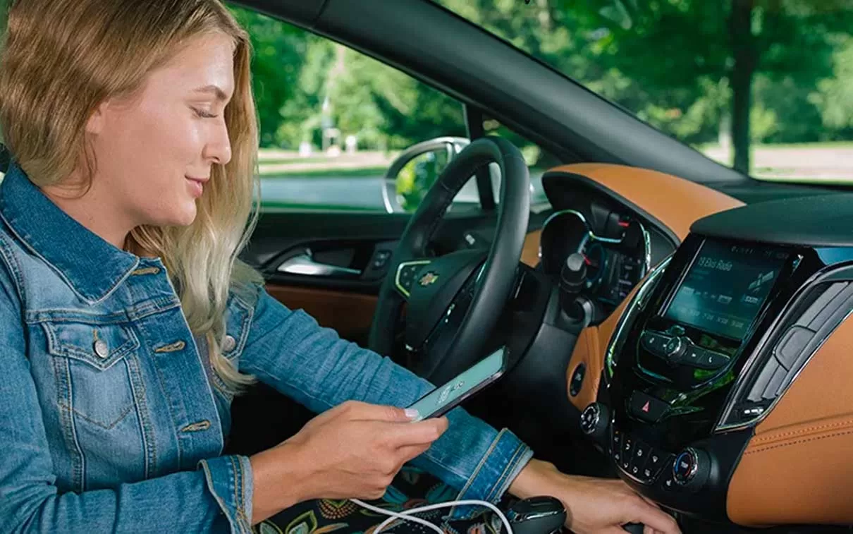 O Android Auto oferece acesso conveniente a recursos do smartphone no painel do carro.