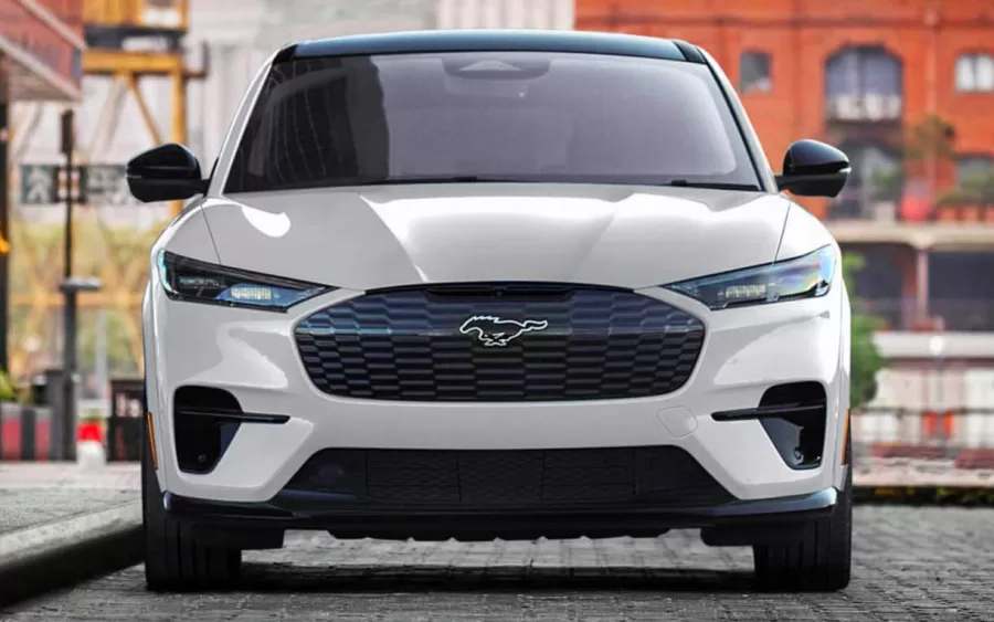 Ford Mustang Mach-E: A Eletrizante Transformação do Poderoso Mustang