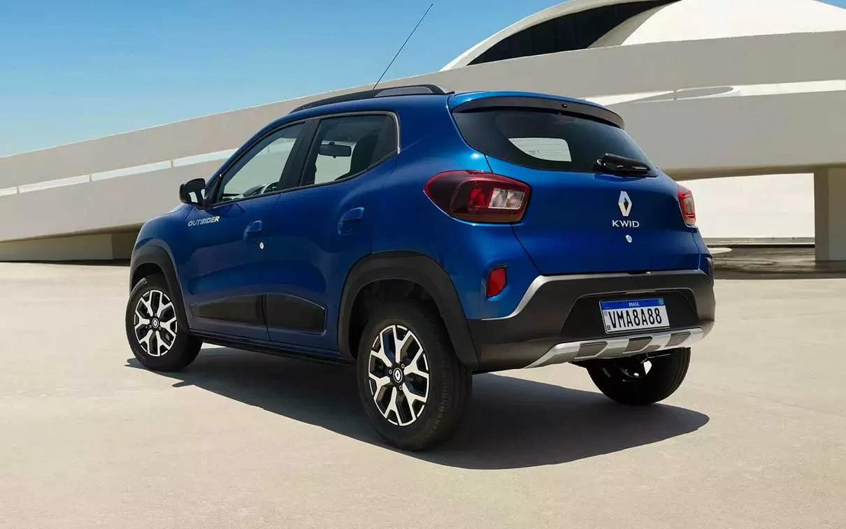 A Renault anunciou recentemente uma mudança no seu processo de faturamento para o modelo Kwid, permitindo vendas diretas aos clientes do varejo.