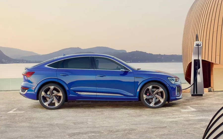 Audi lança o poderoso SQ8 Sportback e-tron no Brasil: A união perfeita entre esportividade e eficiência elétrica