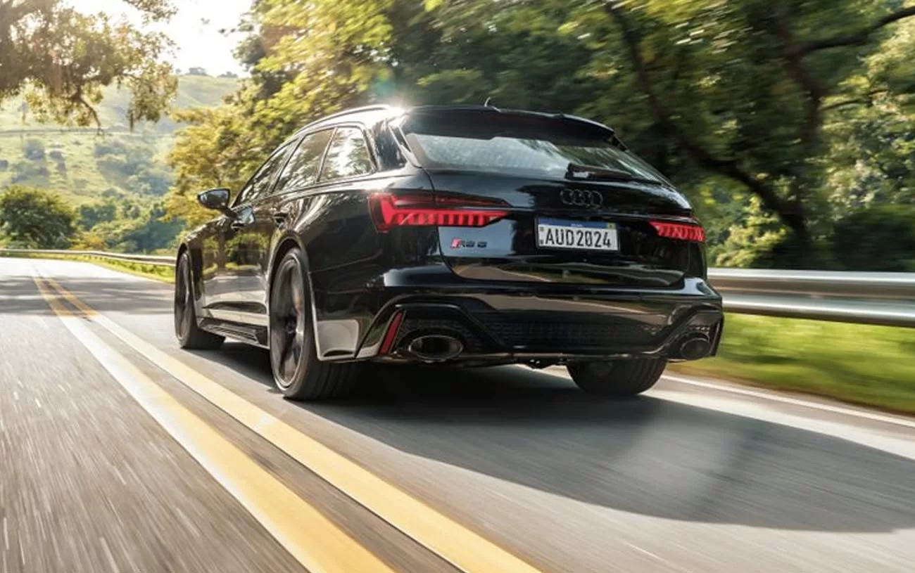 Um carro que combina potência, elegância e tecnologia, o RS 6 Avant Performance é uma escolha excepcional para quem busca alto desempenho.