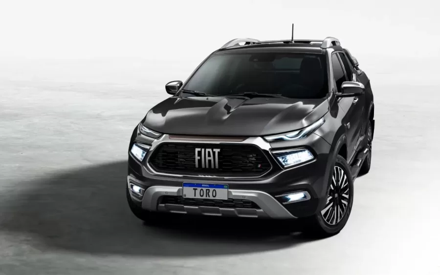 A Fiat Toro ocupa a terceira posição entre os comerciais leves mais vendidos em agosto de 2024, com 3.657 unidades. O modelo registrou uma leve queda de 5,0% em comparação ao mês anterior.