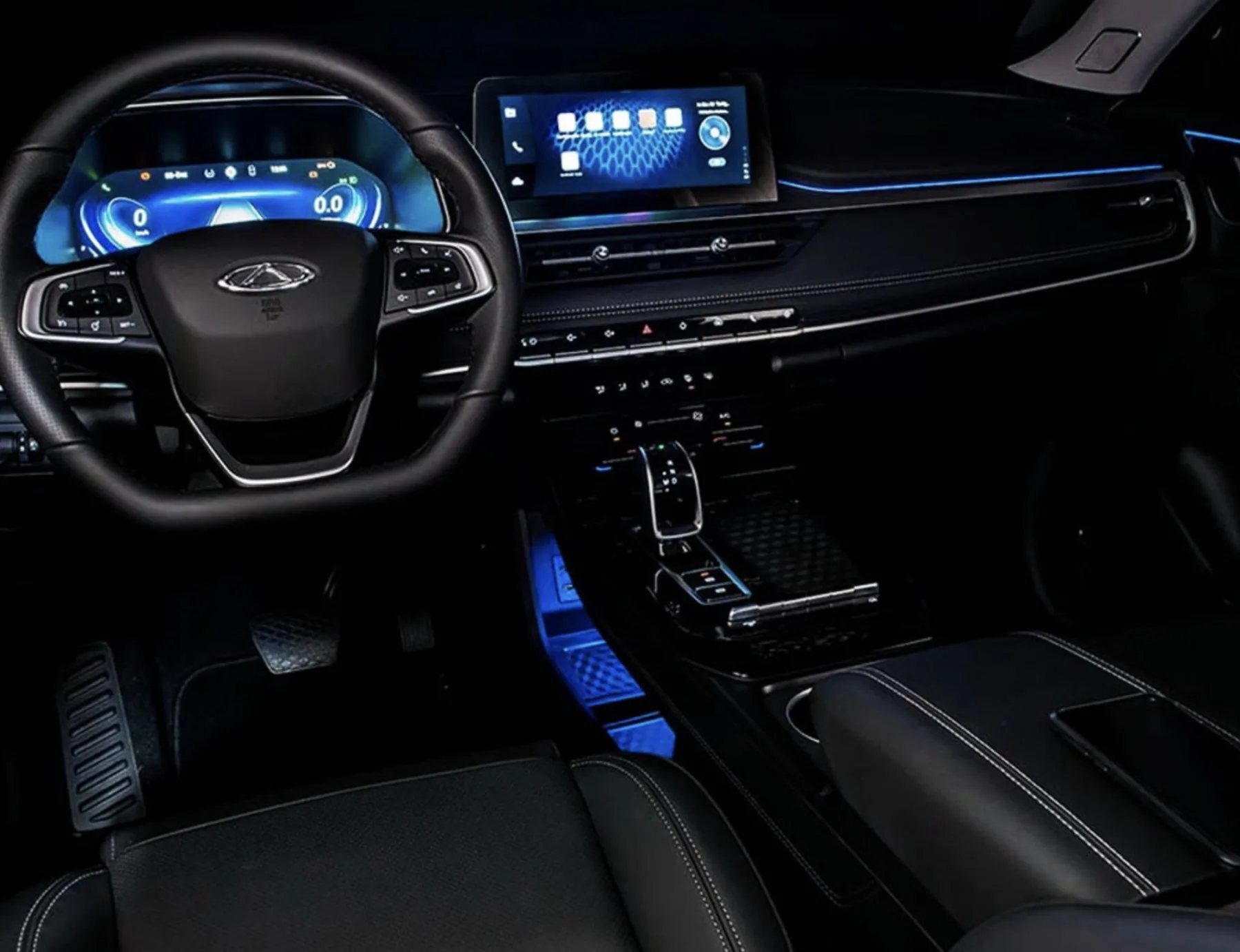 Nas rotinas urbanas, a direção leve e a boa visibilidade tornam o modelo fácil de manobrar. O consumo com gasolina se destaca, enquanto o etanol pede planejamento para quem roda muito.