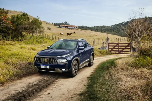 Fiat Toro Ranch 2026 combina força de picape e conforto de SUV